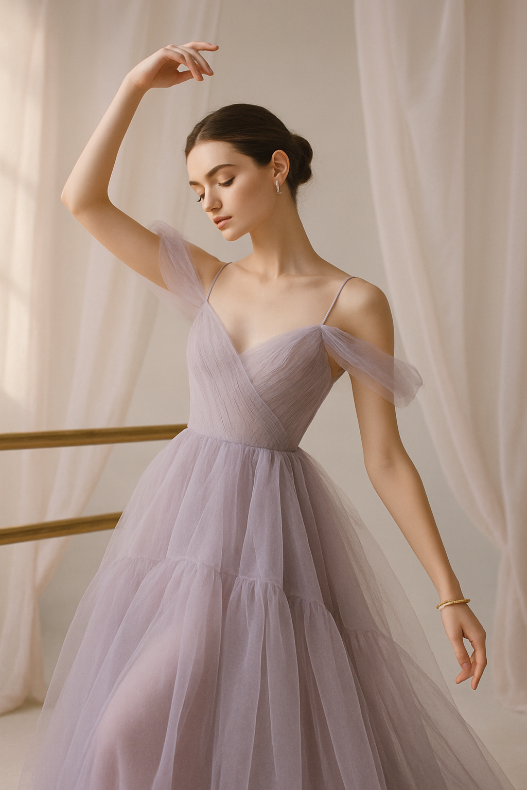 SKIPIKS AI 패션 화보 — romantic, elegant — 라벤더 색감의 튜브탑 드레스가 여신 같은 우아함을 자아내는 룩이에요. 실버 귀걸이와 골드 팔찌로 심플하면서도 세련된 악세사리 매치를 추천해요. 
